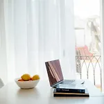 O&L San Luis Feel At Home In A Renovated Apartment